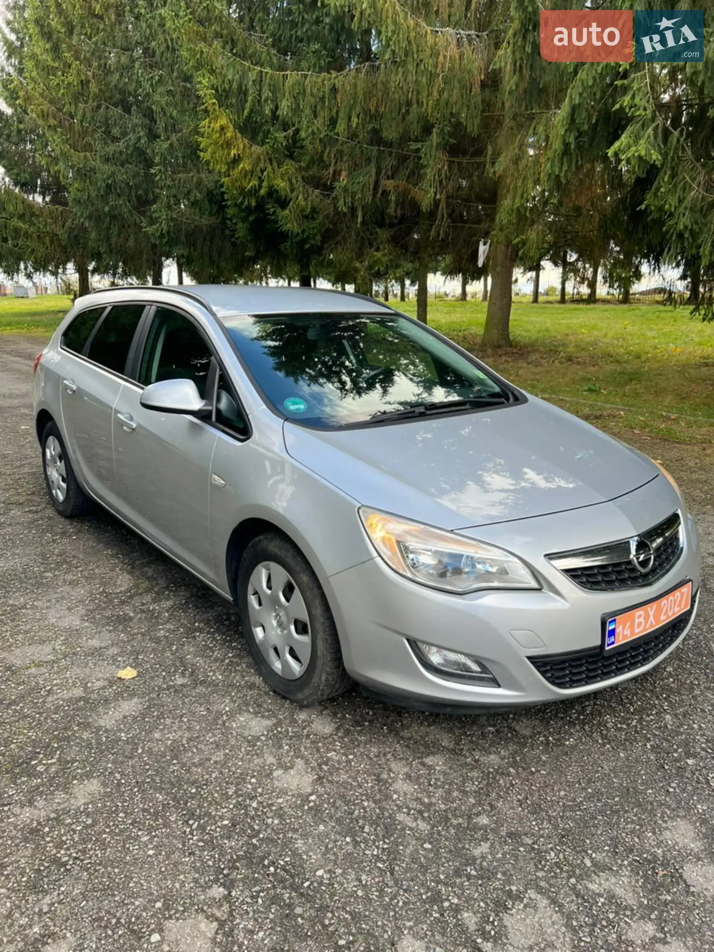 Opel Astra, 2011