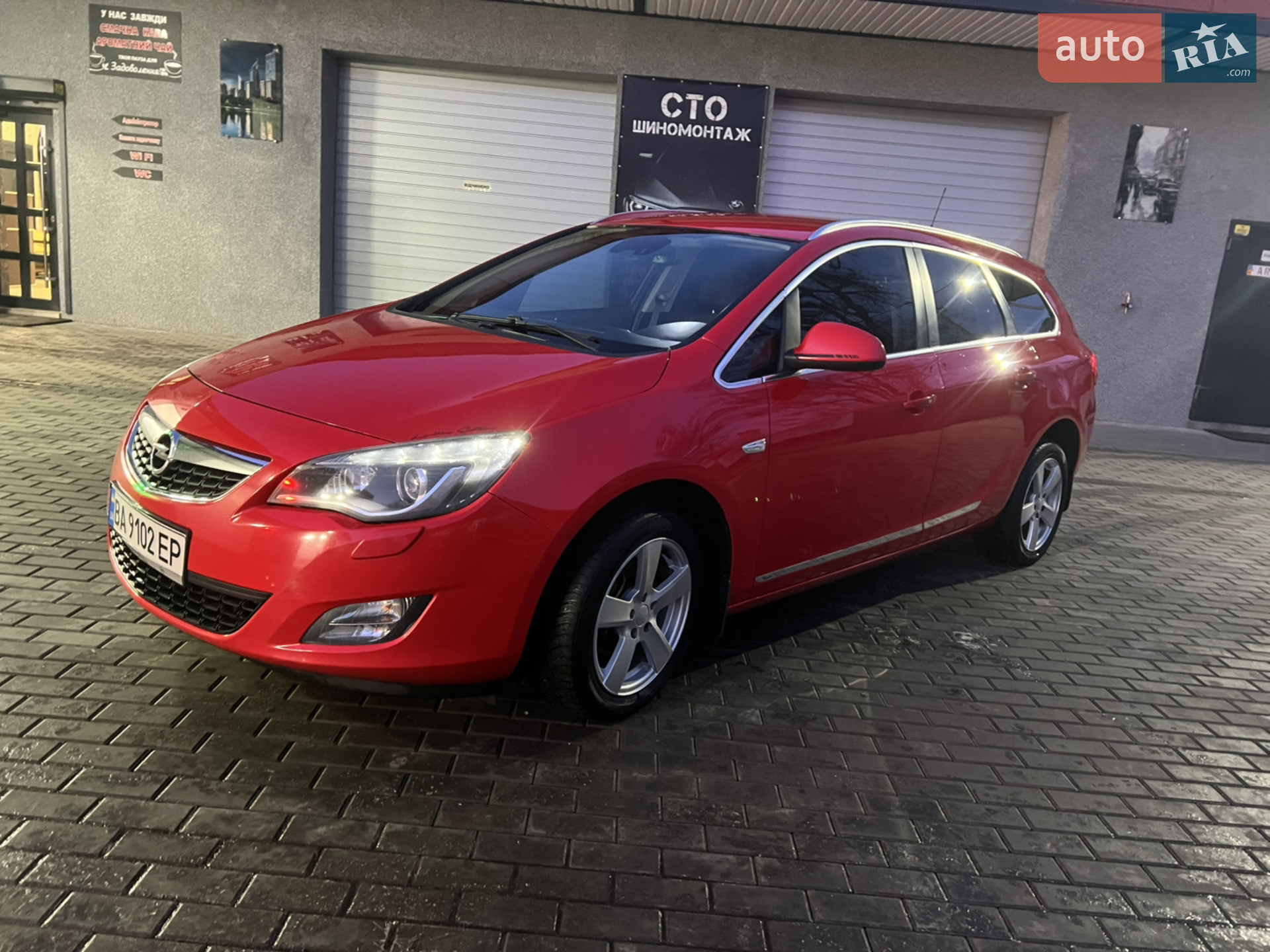 Opel Astra, 2010