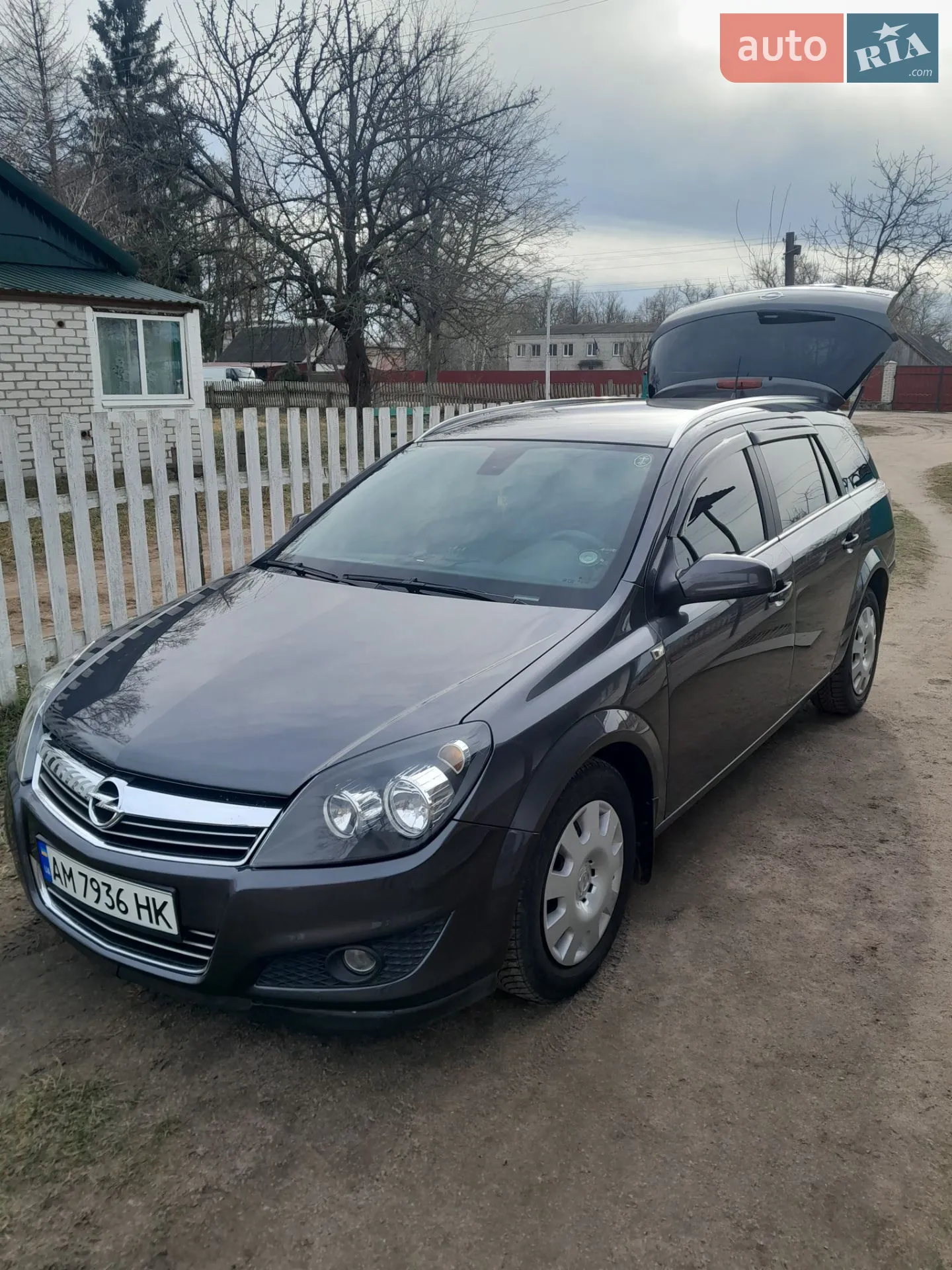 Opel Astra, 2010