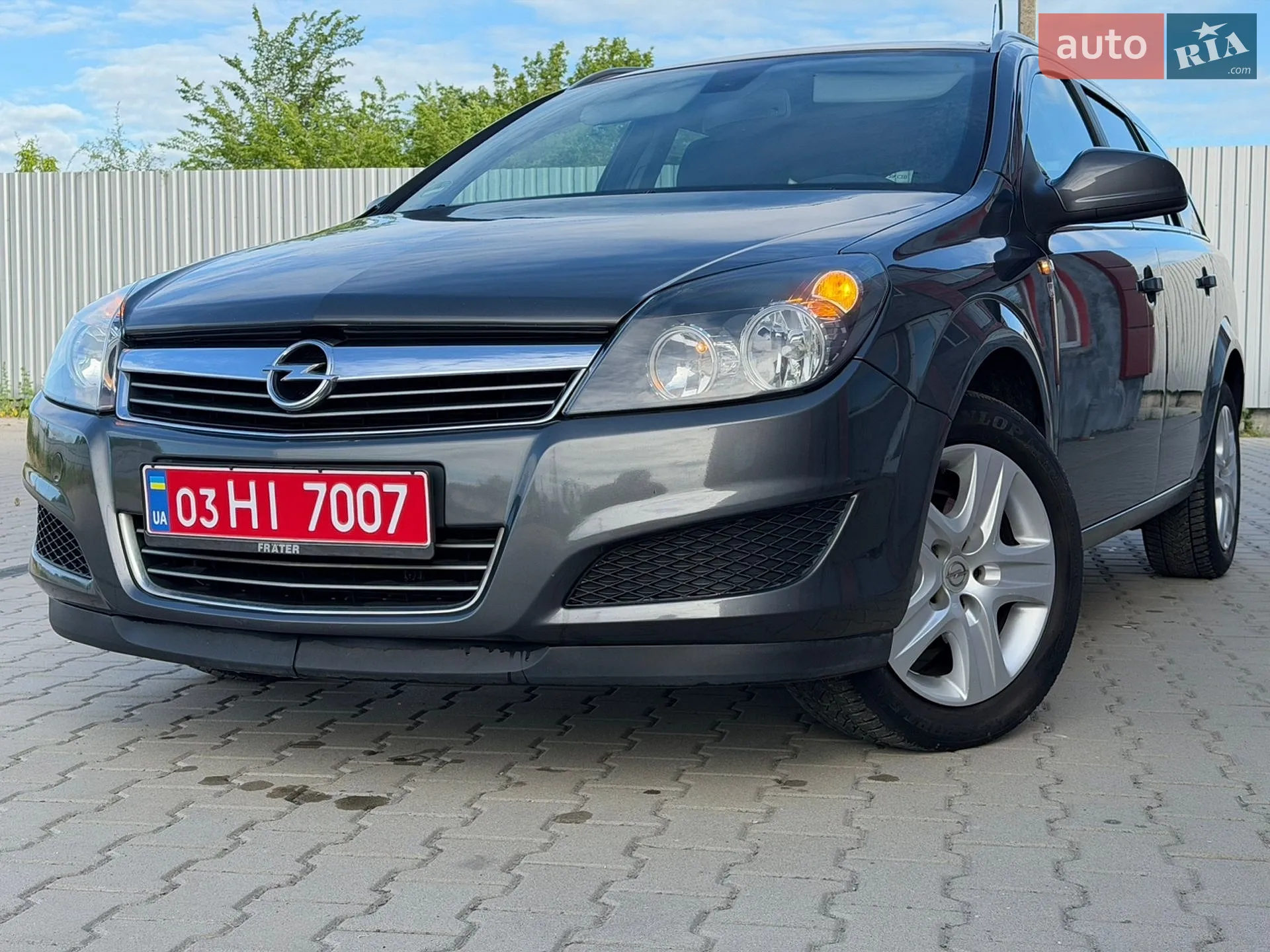 Opel Astra, 2010