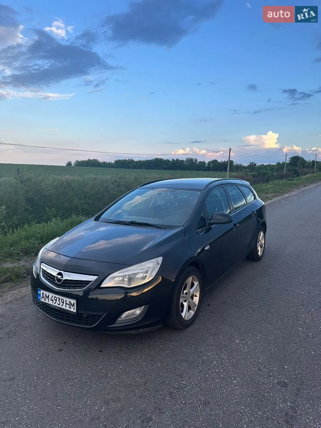 Opel Astra, 2011