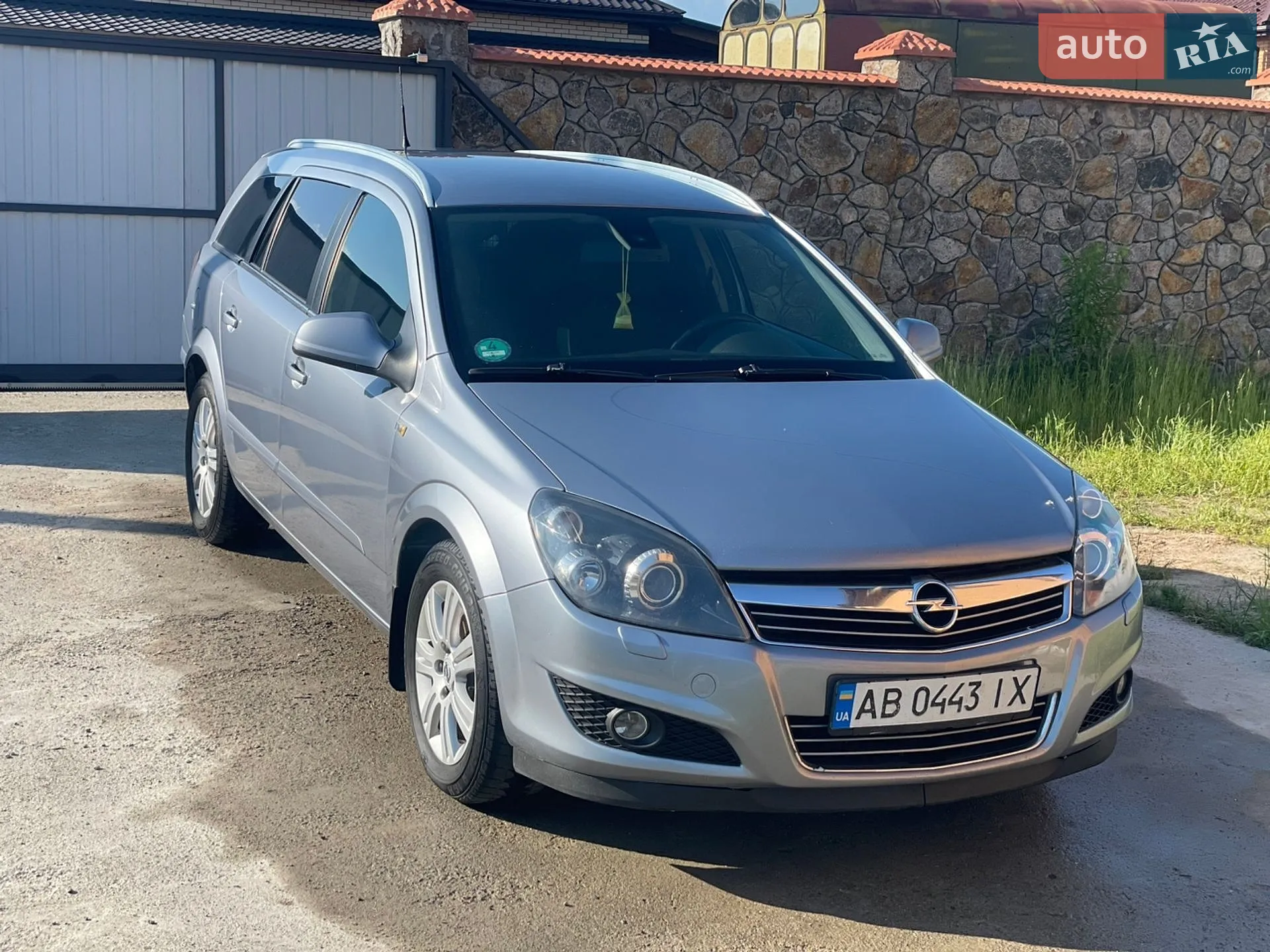 Opel Astra, 2010
