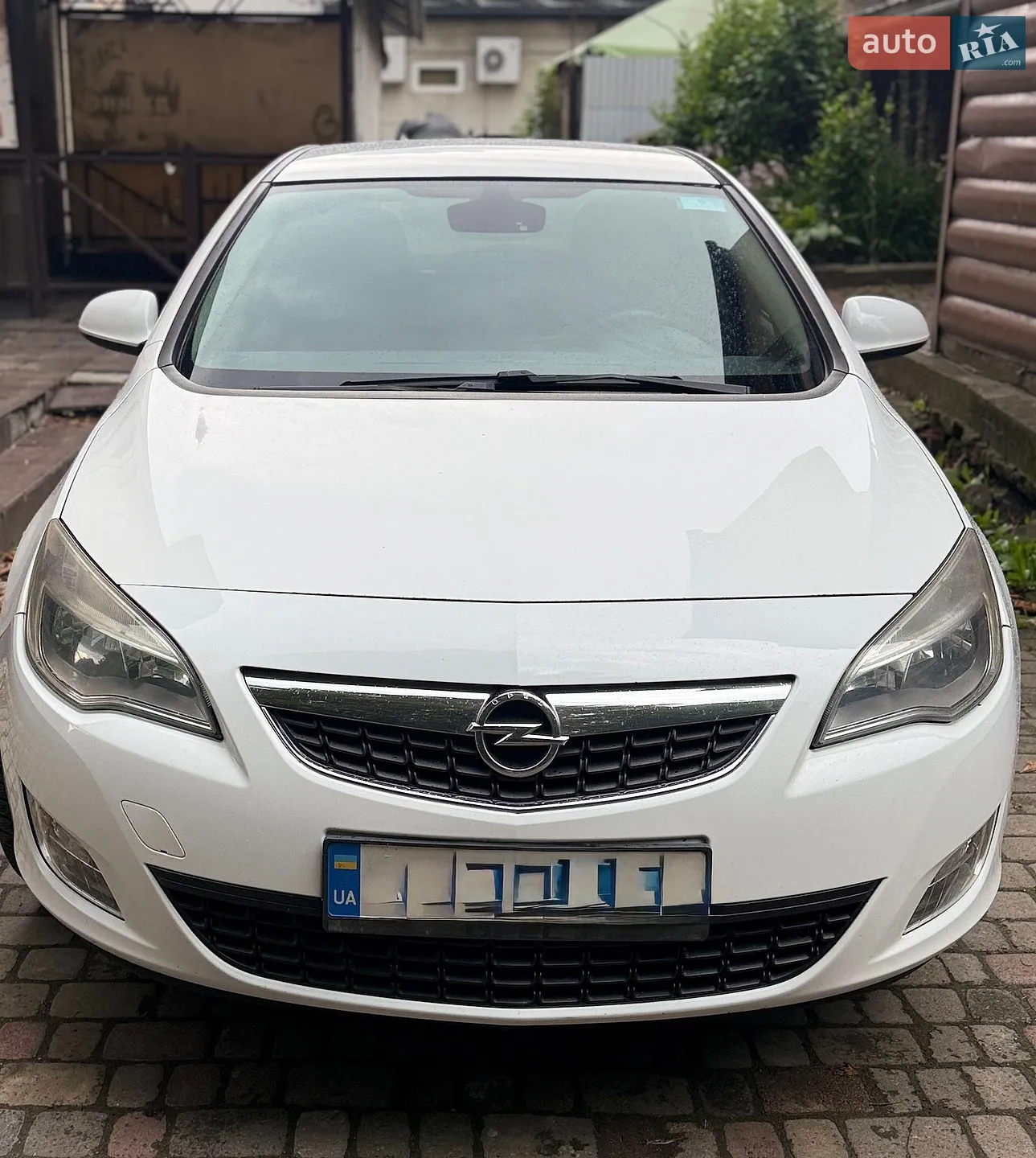 Opel Astra, 2010