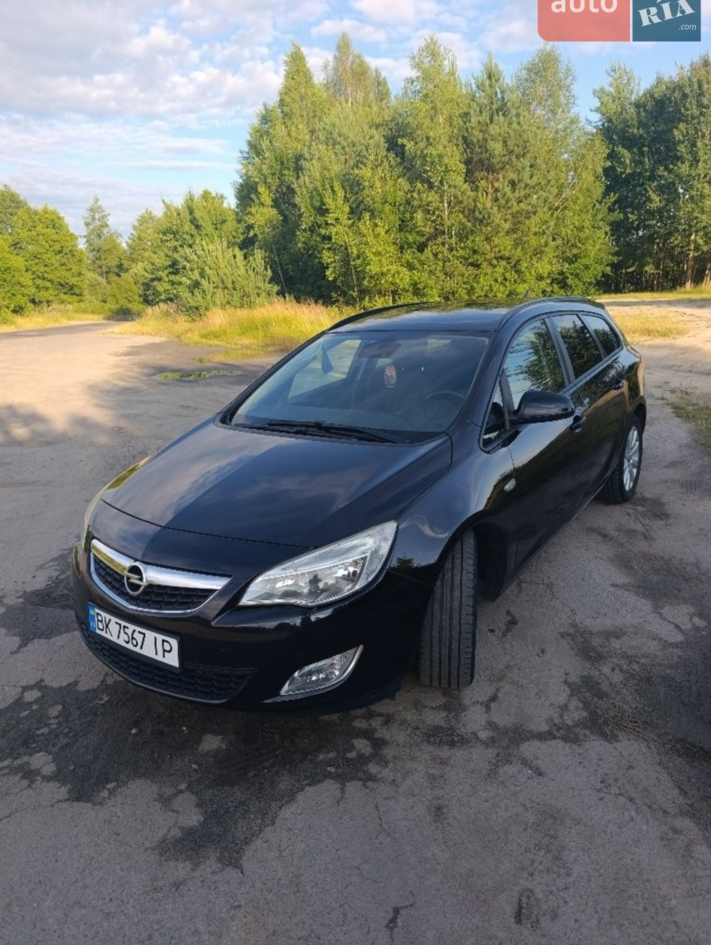 Opel Astra, 2011