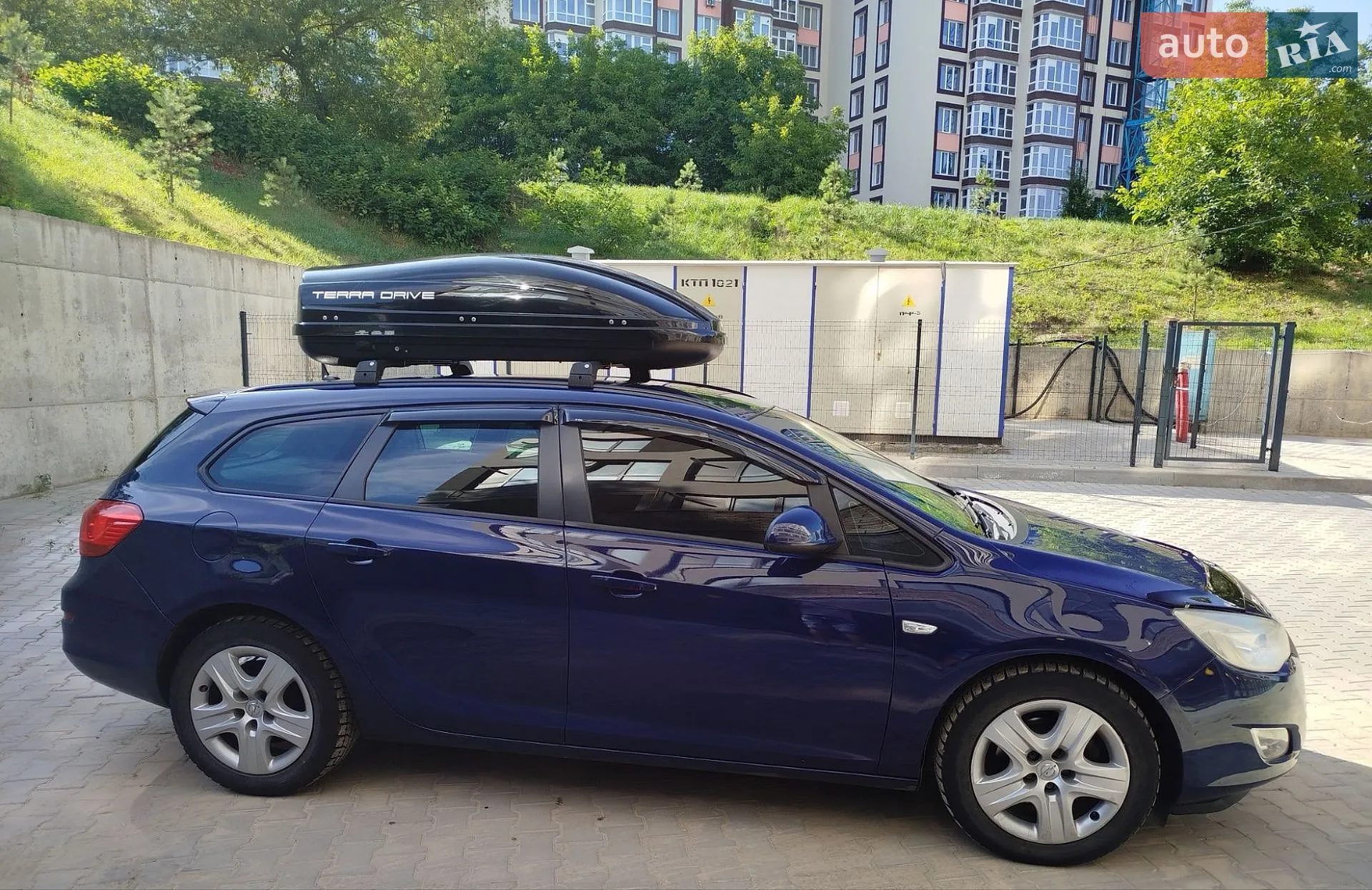 Opel Astra, 2011