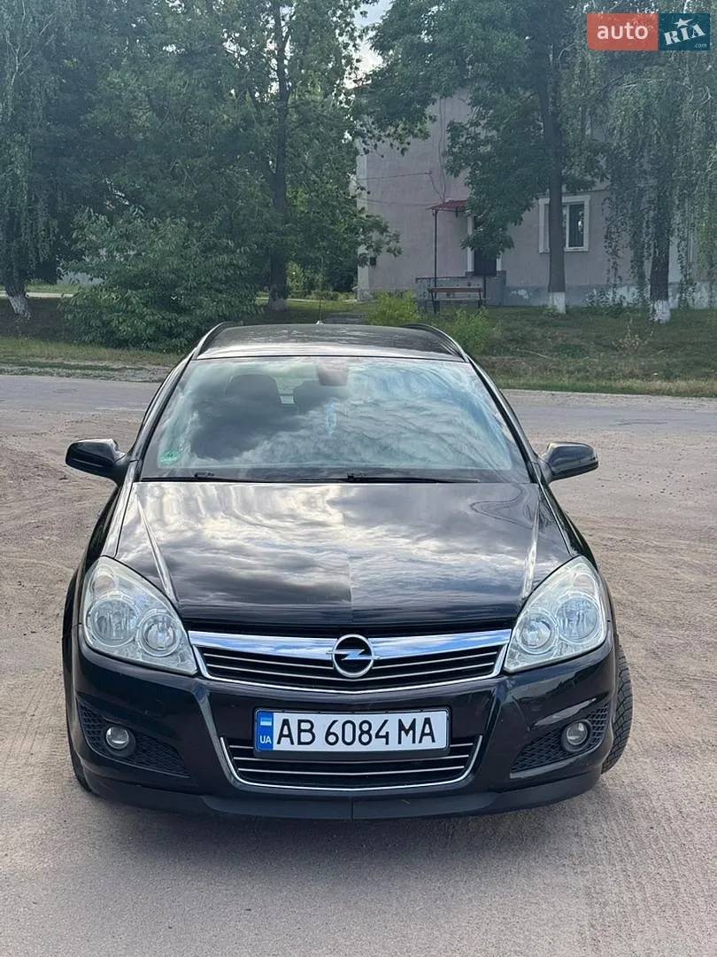 Opel Astra, 2009