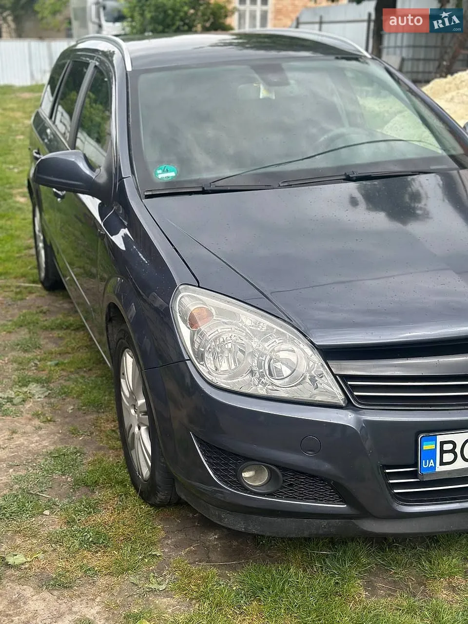 Opel Astra, 2010