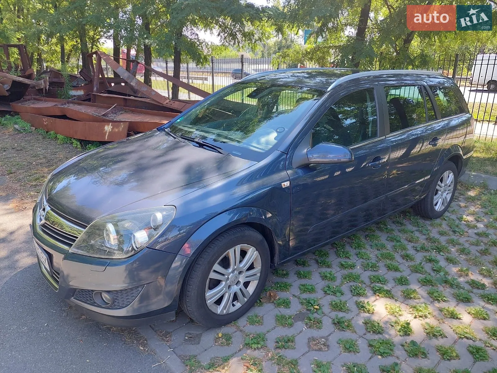 Opel Astra, 2009