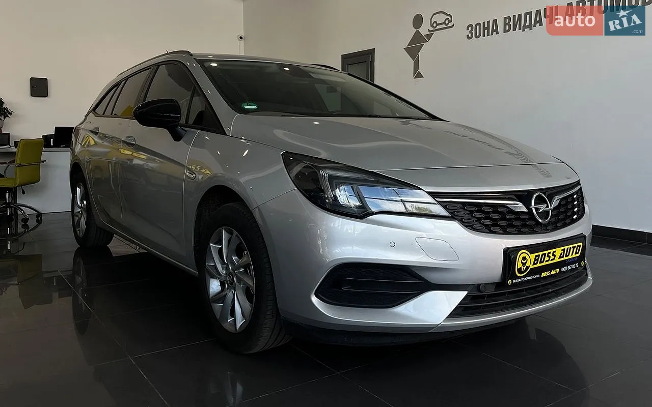 Opel Astra, 2021
