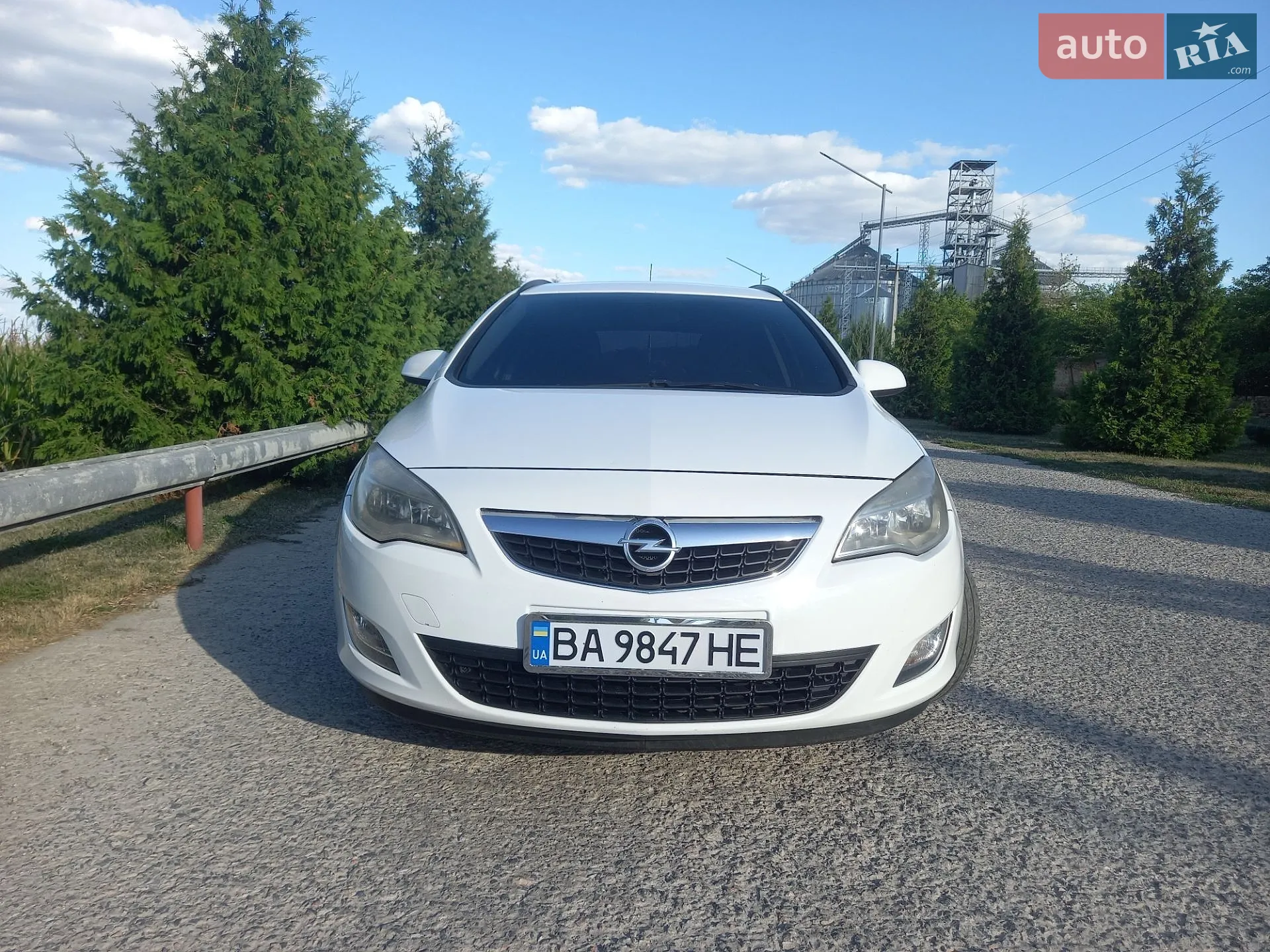 Opel Astra, 2011