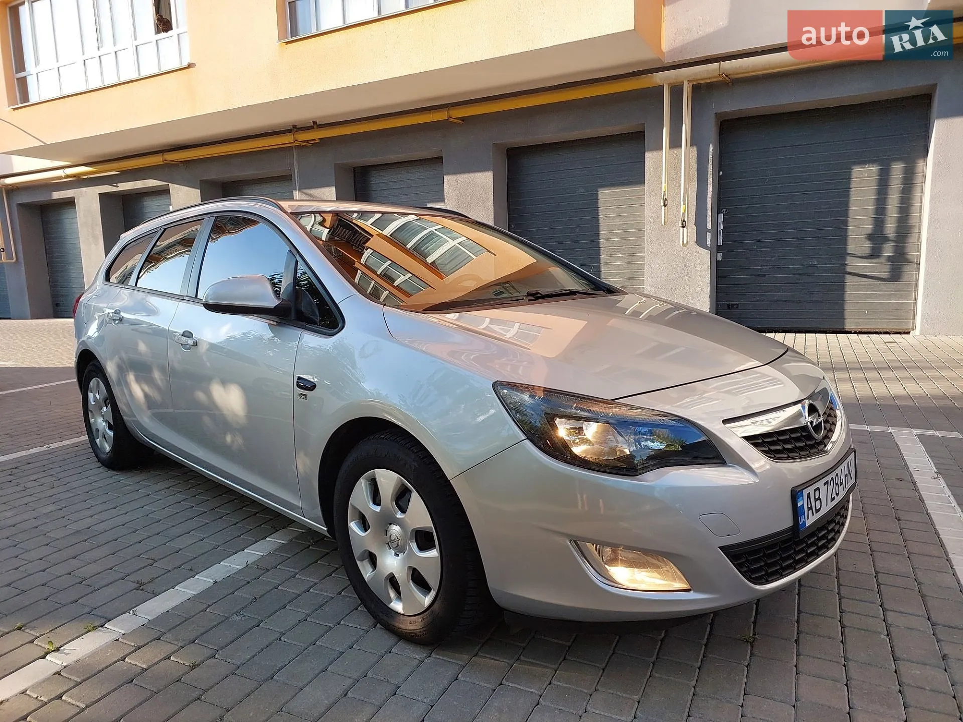 Opel Astra, 2012