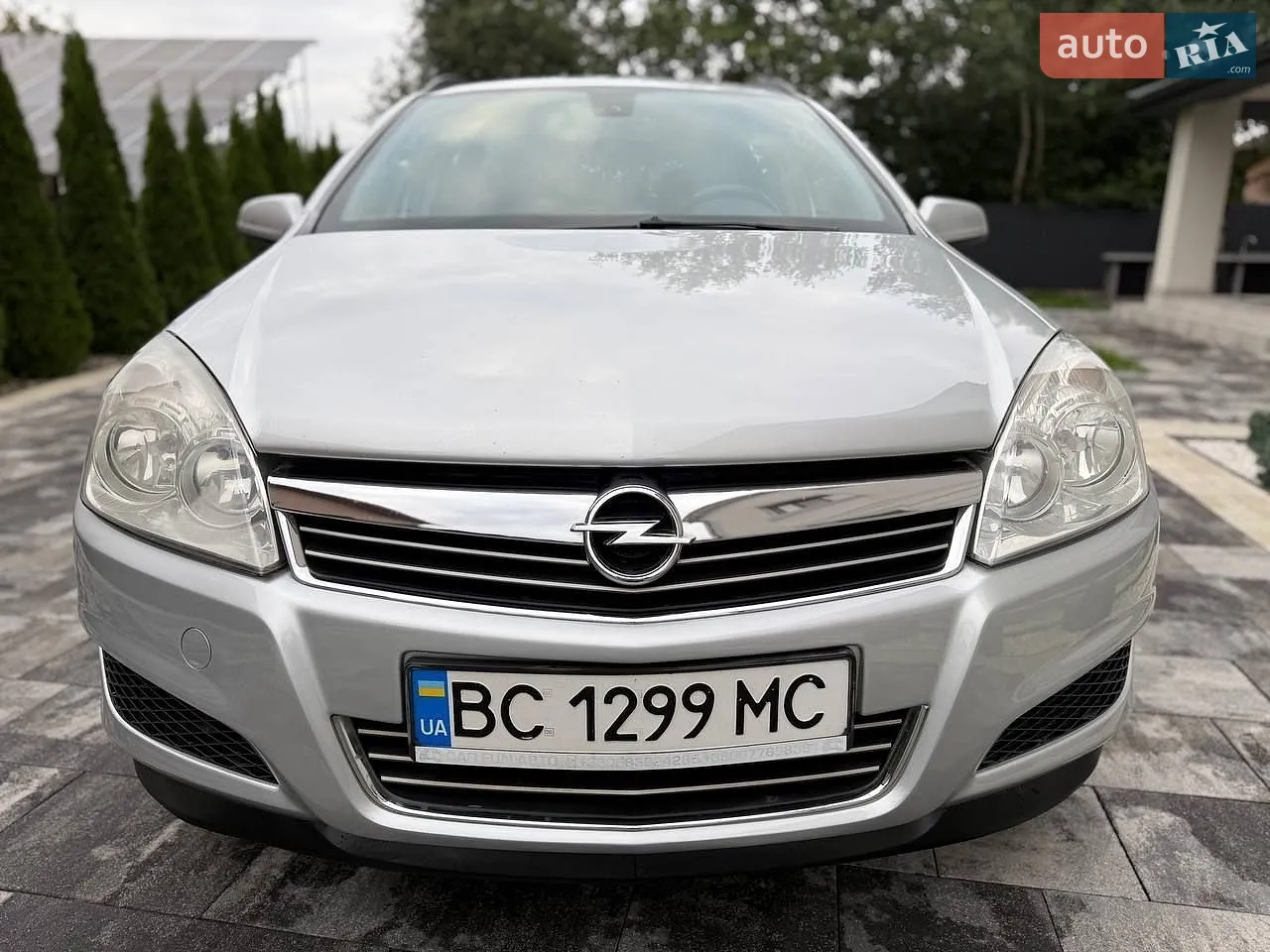 Opel Astra, 2009