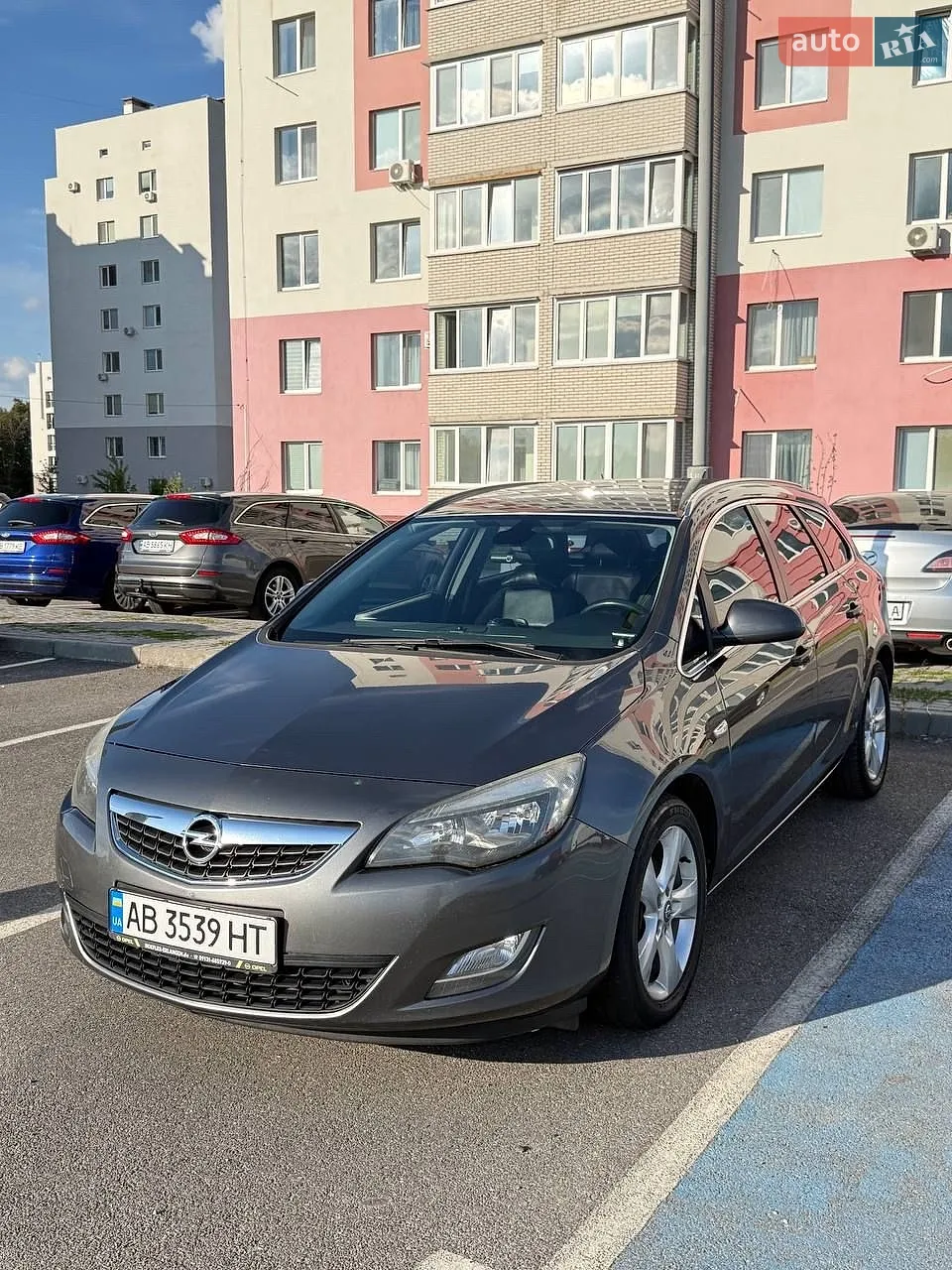 Opel Astra, 2011