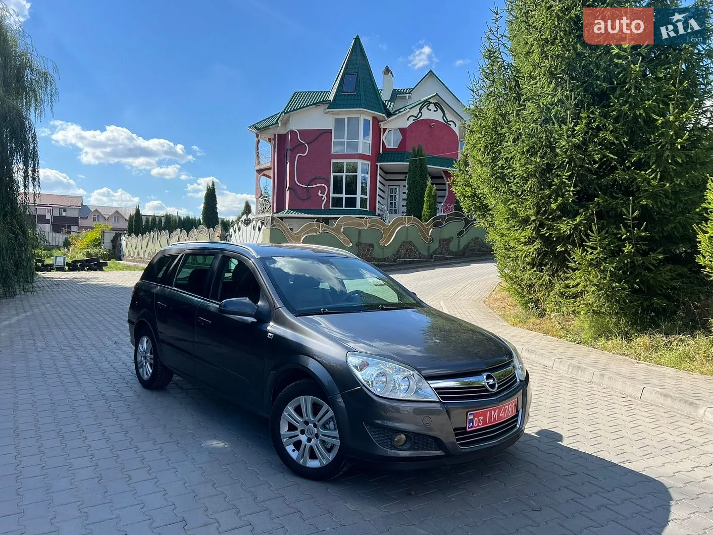 Opel Astra, 2010