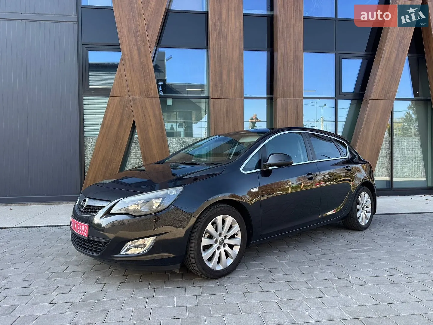 Opel Astra, 2011
