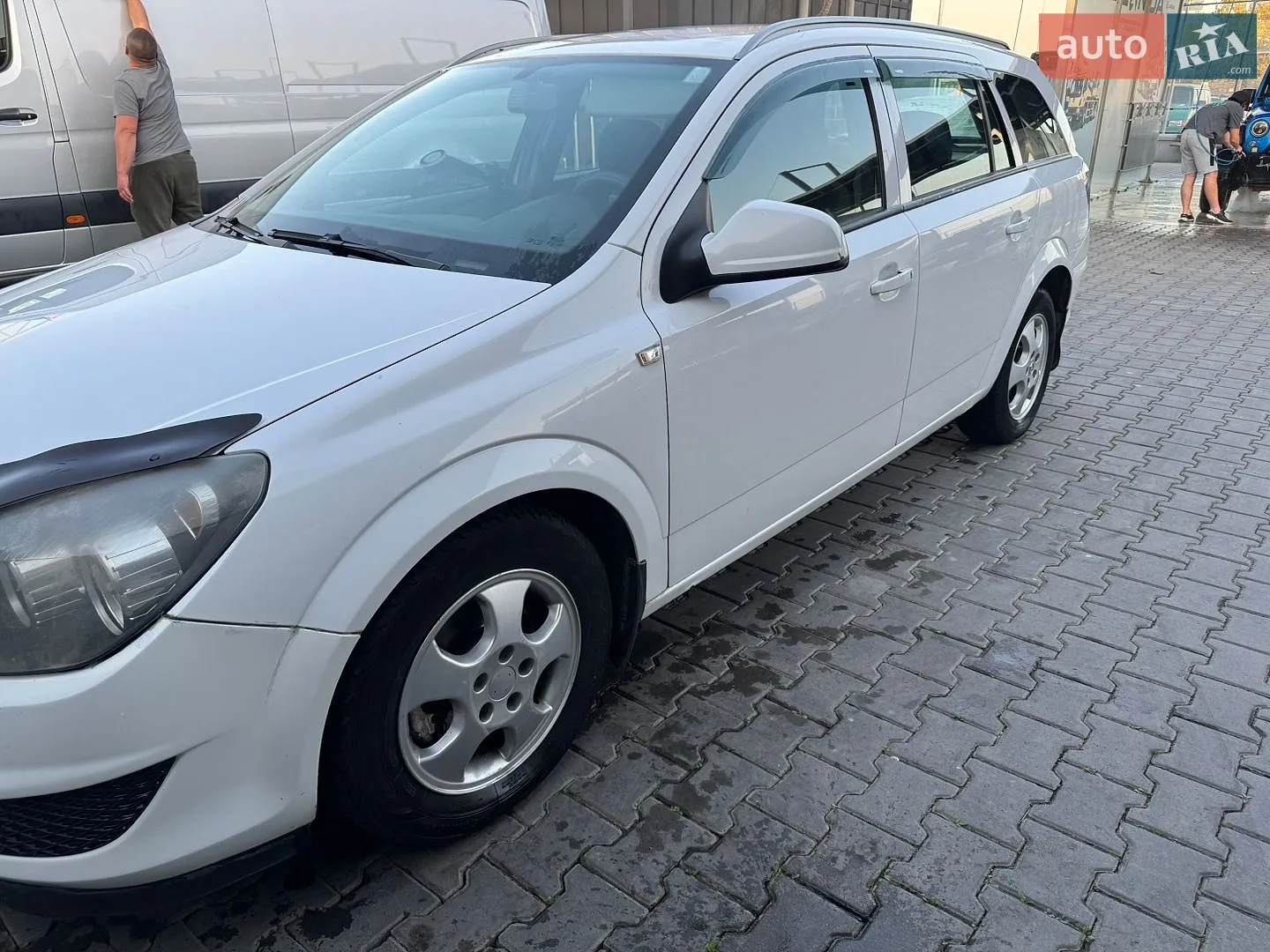 Opel Astra, 2009
