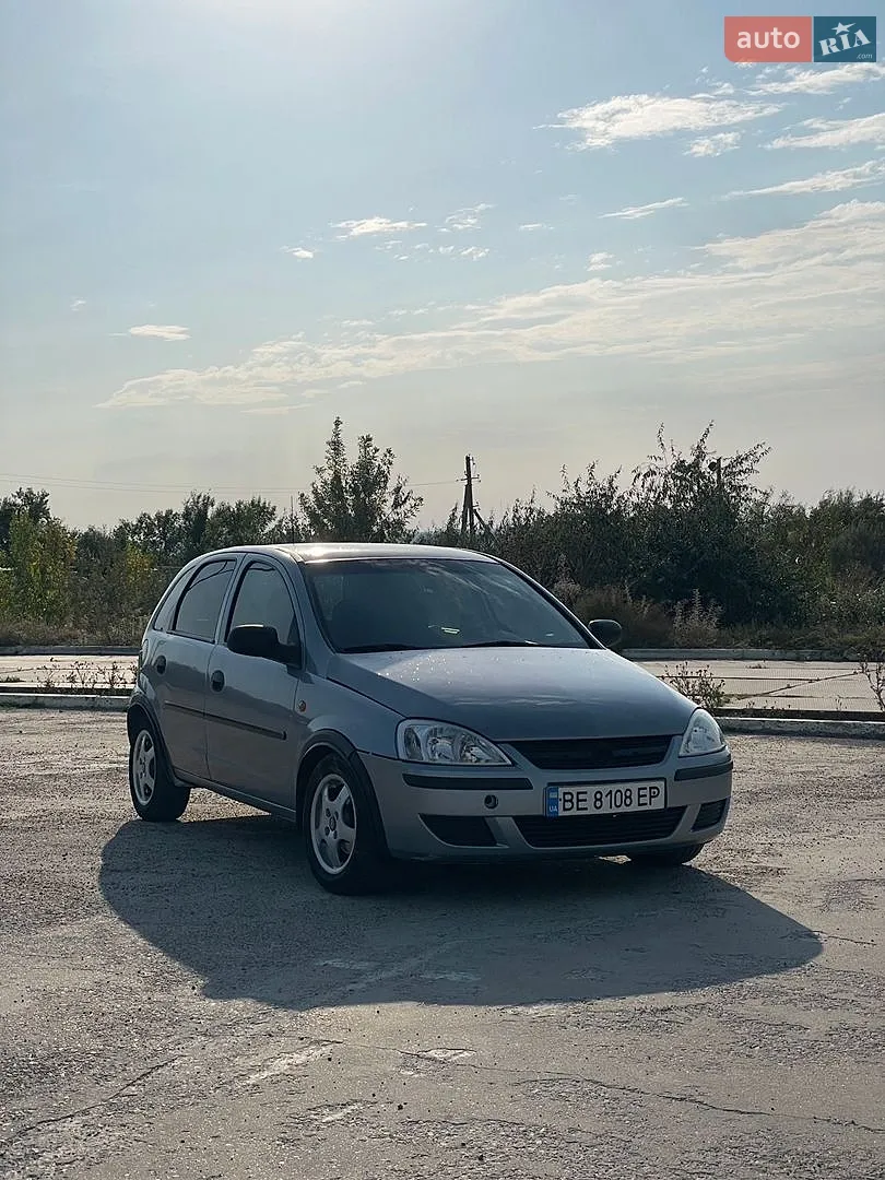 Opel Corsa, 2004
