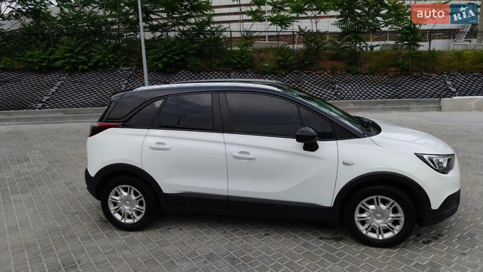 Opel Crossland X, 2020