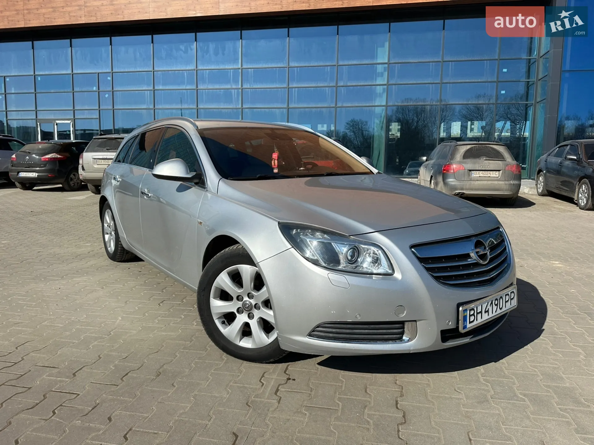 Opel Insignia, 2011