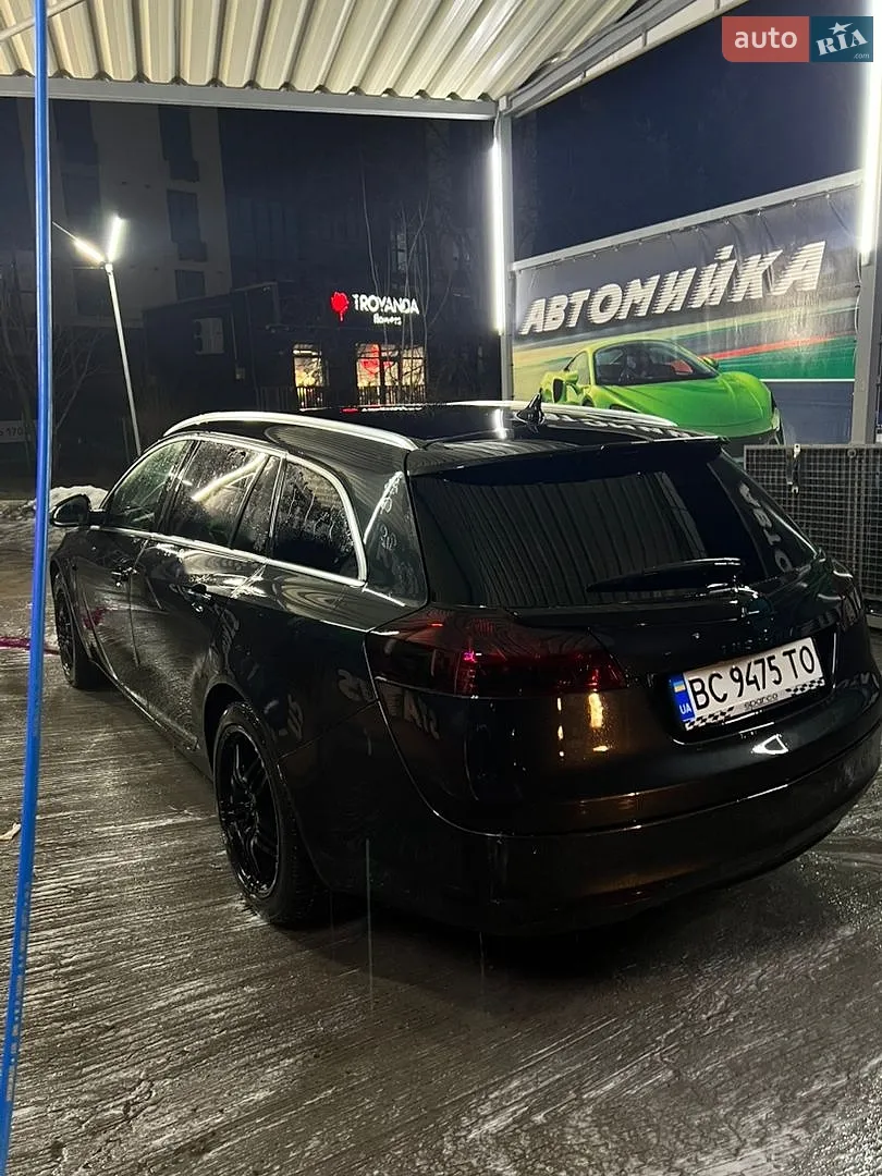 Opel Insignia, 2012