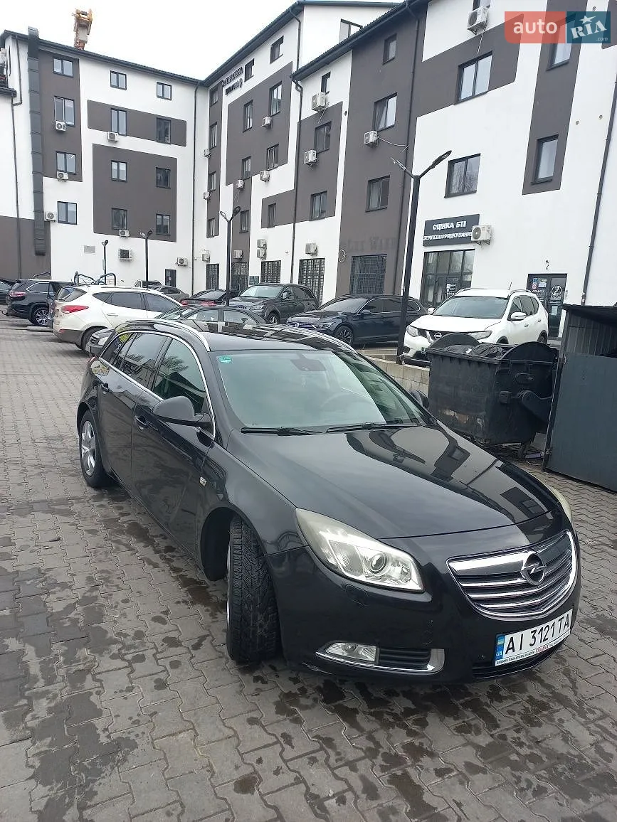Opel Insignia, 2011