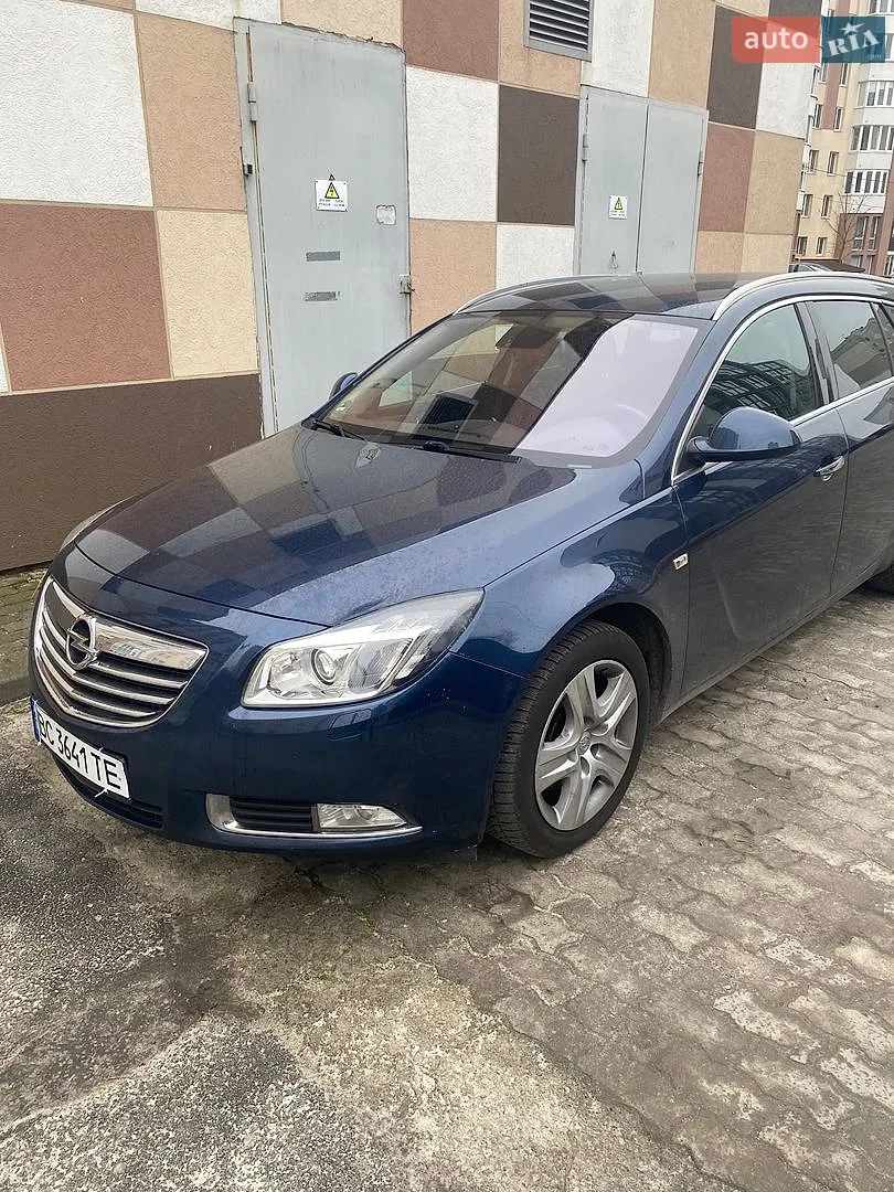 Opel Insignia 2011 — 1