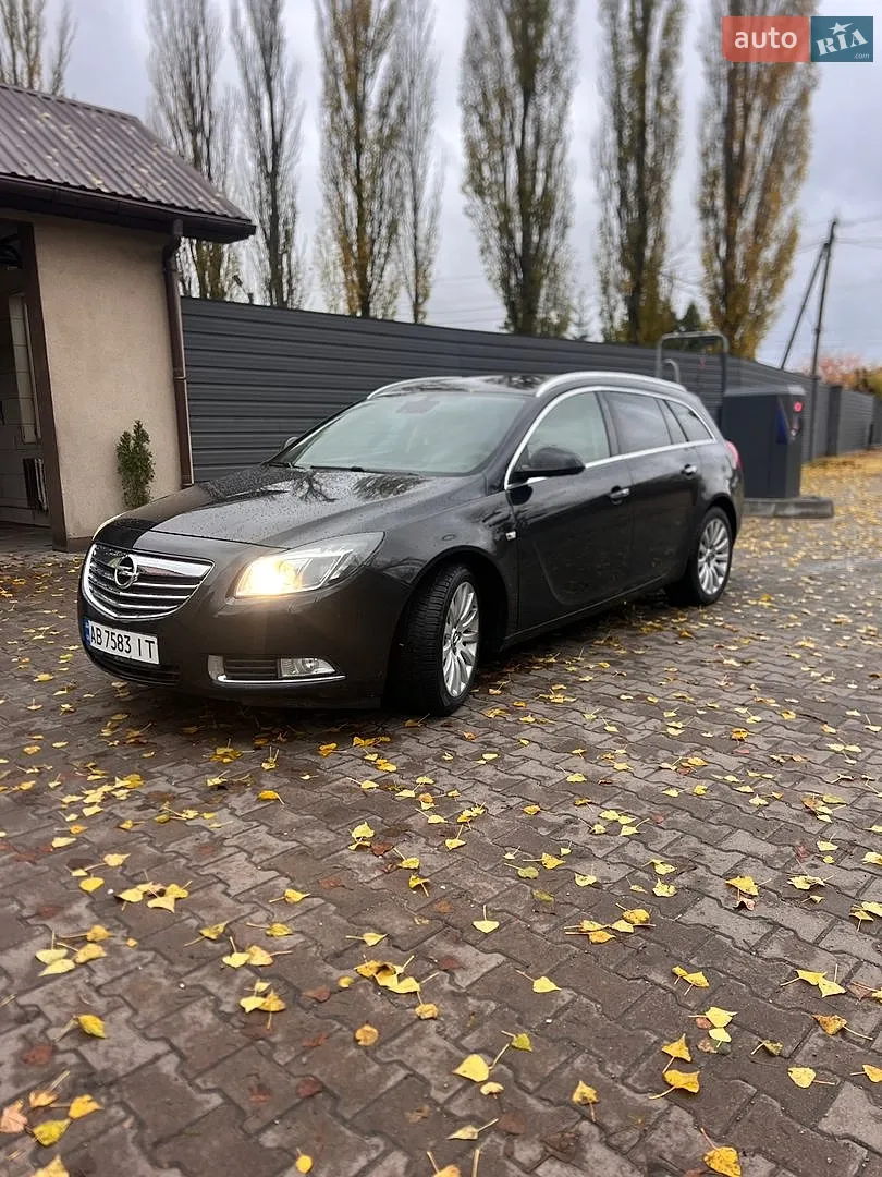 Opel Insignia, 2011