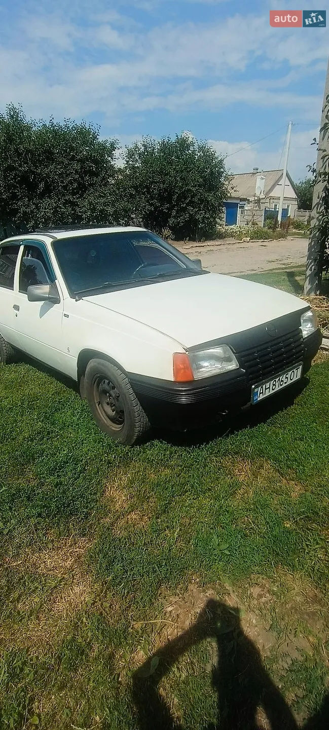 Opel Kadett, 1986
