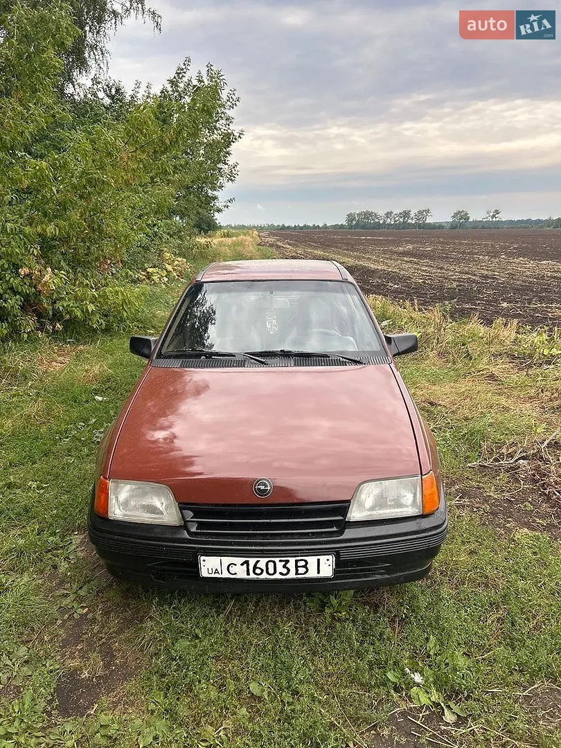 Opel Kadett, 1986