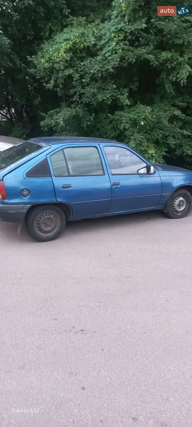Opel Kadett, 1987