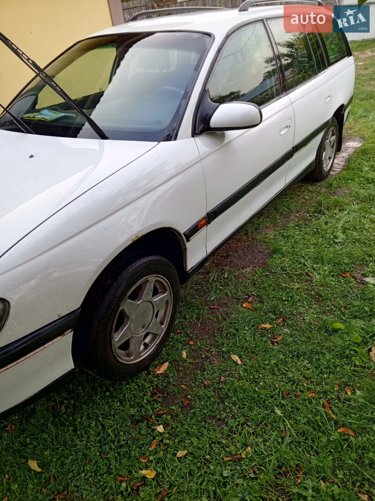 Opel Omega, 1996