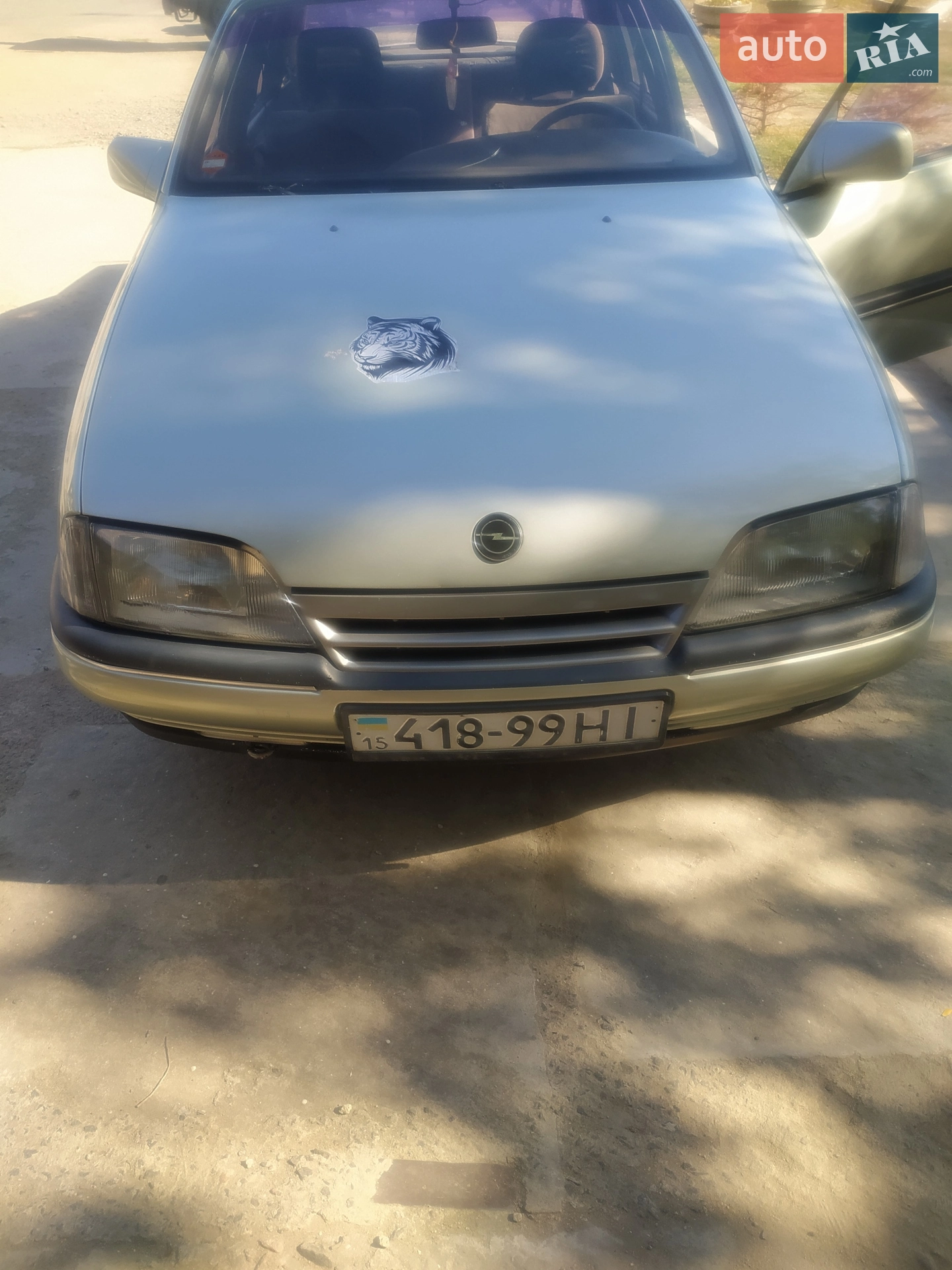 Opel Omega, 1987