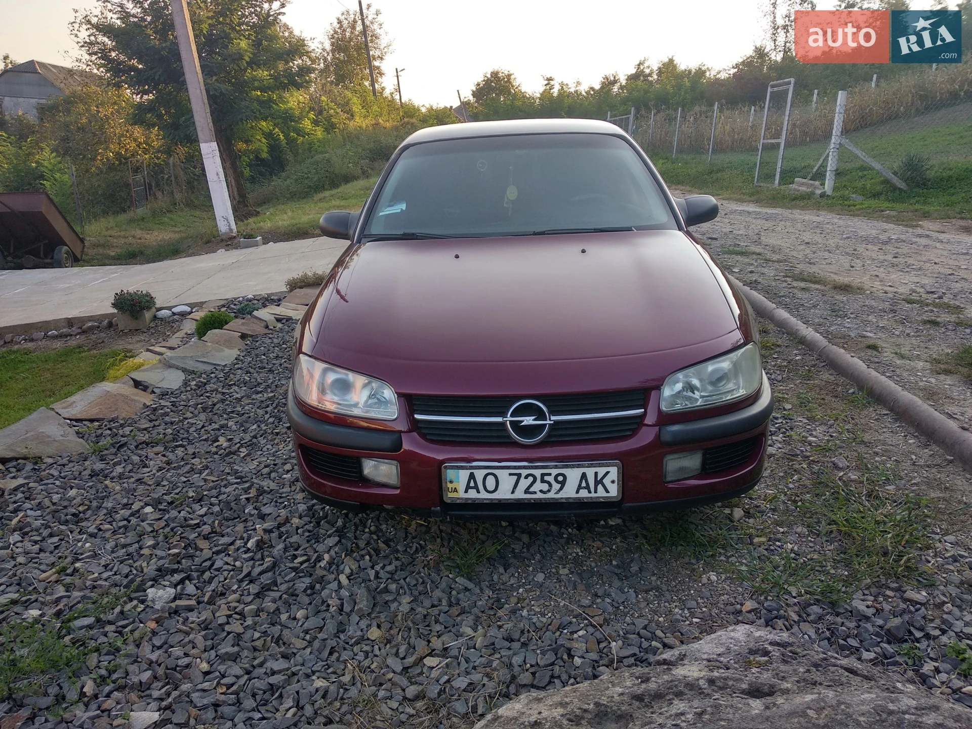 Opel Omega, 2000