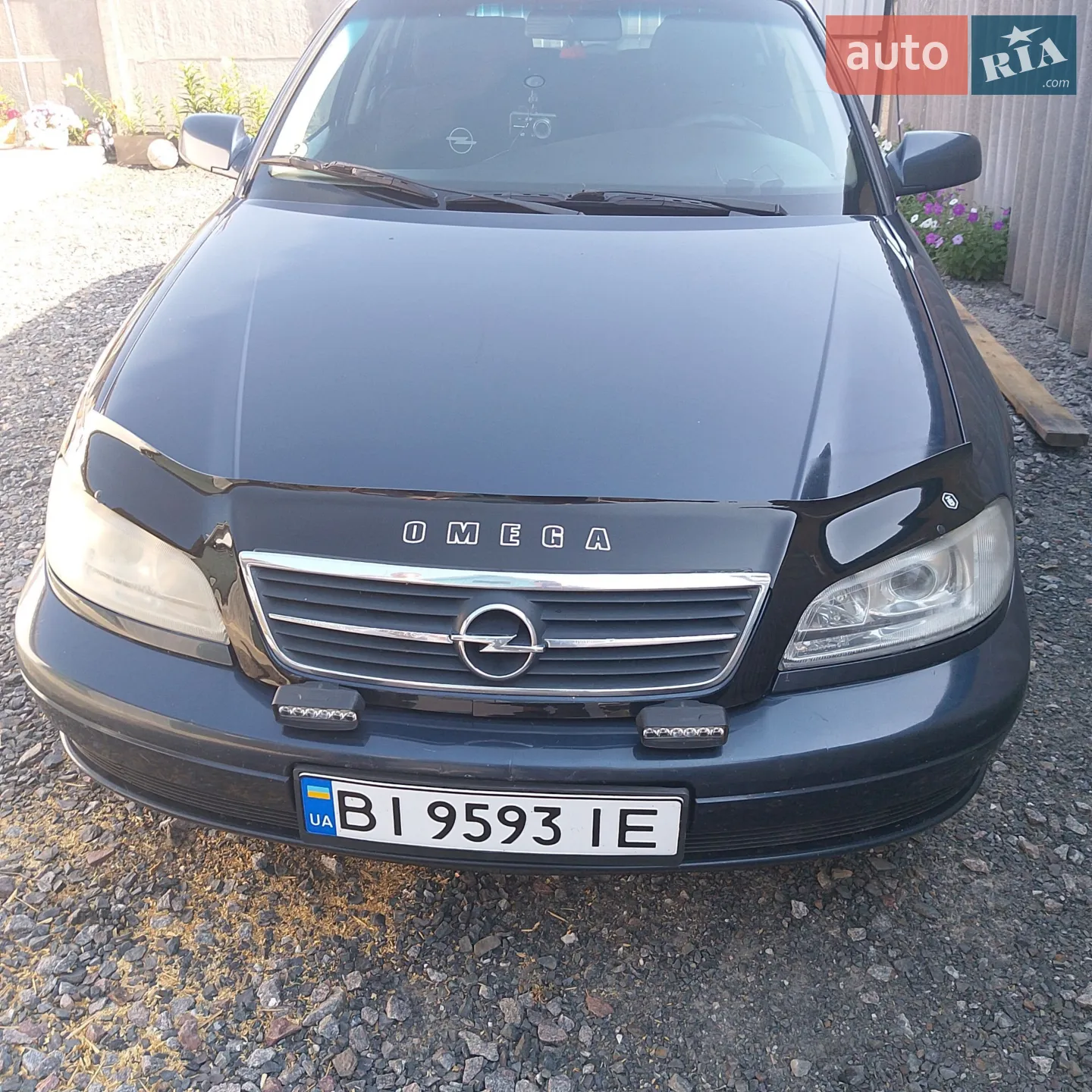 Opel Omega, 2000