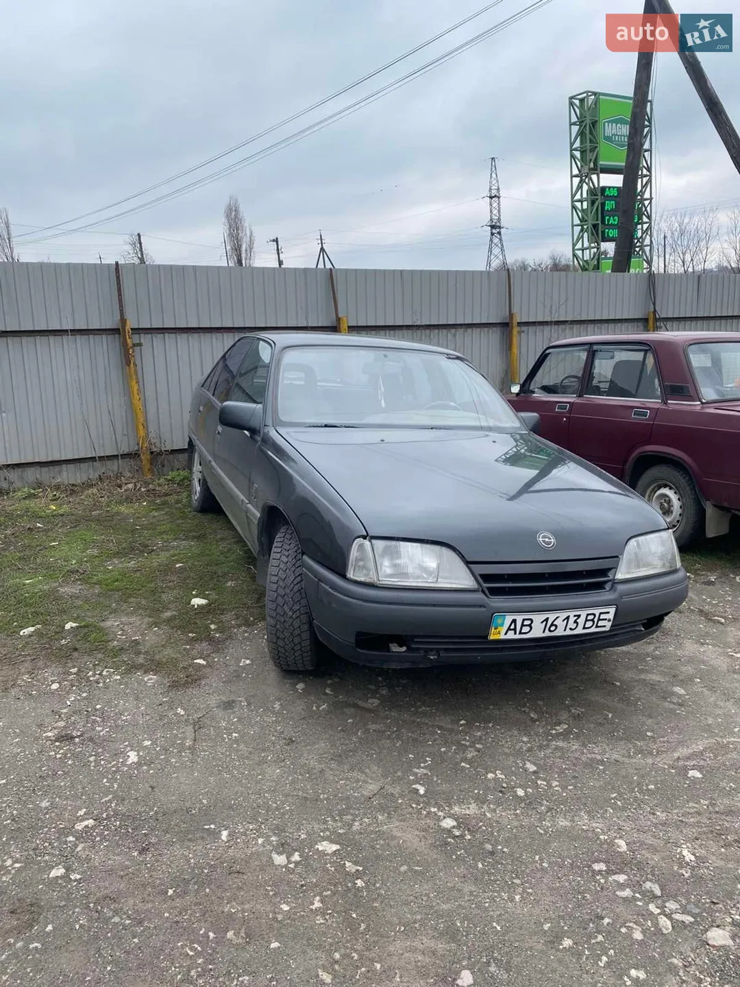 Opel Omega, 1989
