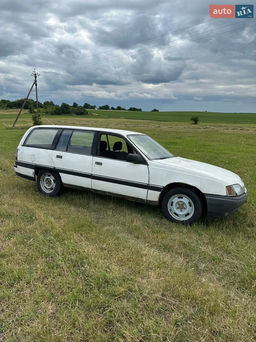 Opel Omega, 1990
