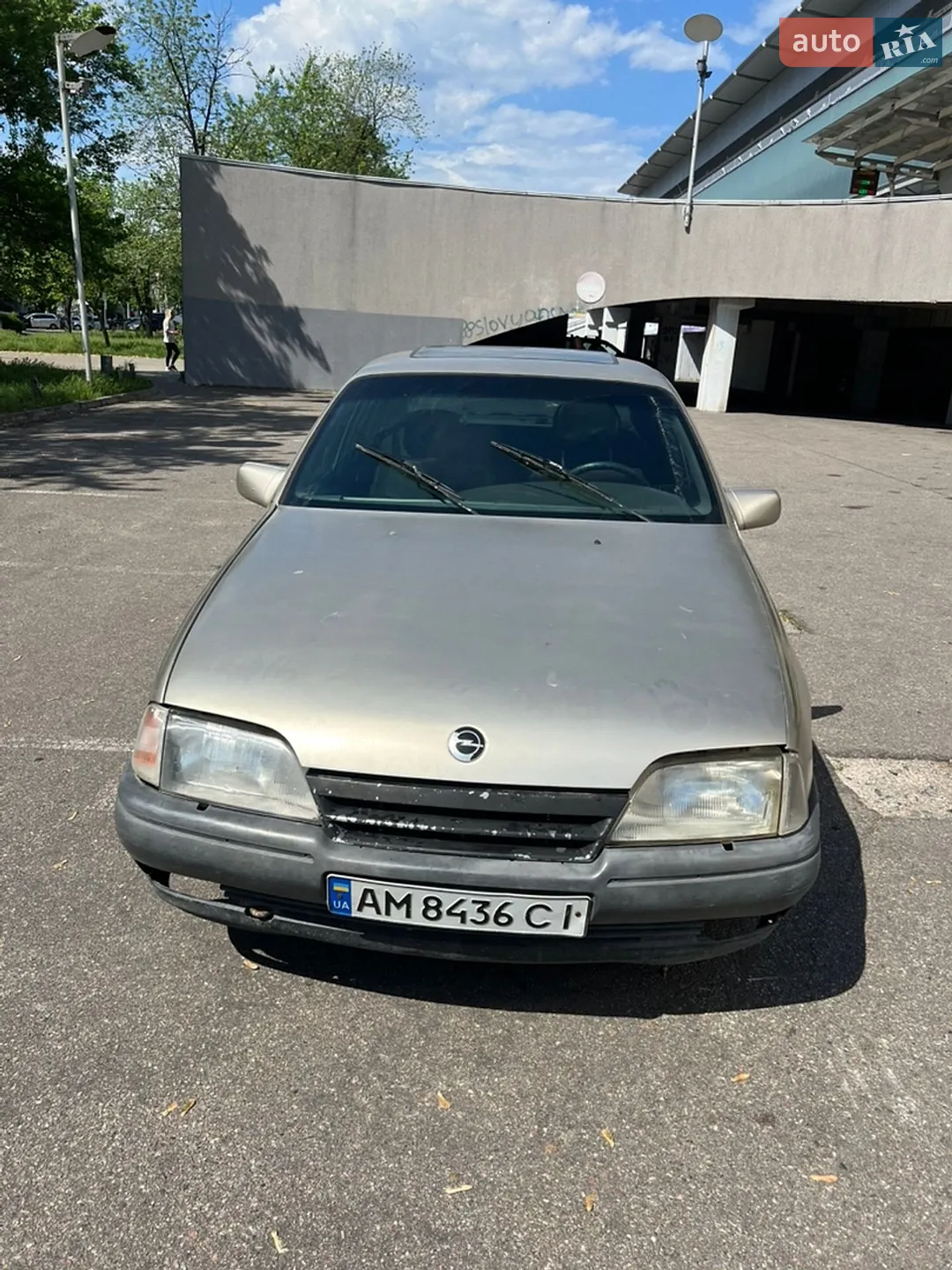 Opel Omega, 1989