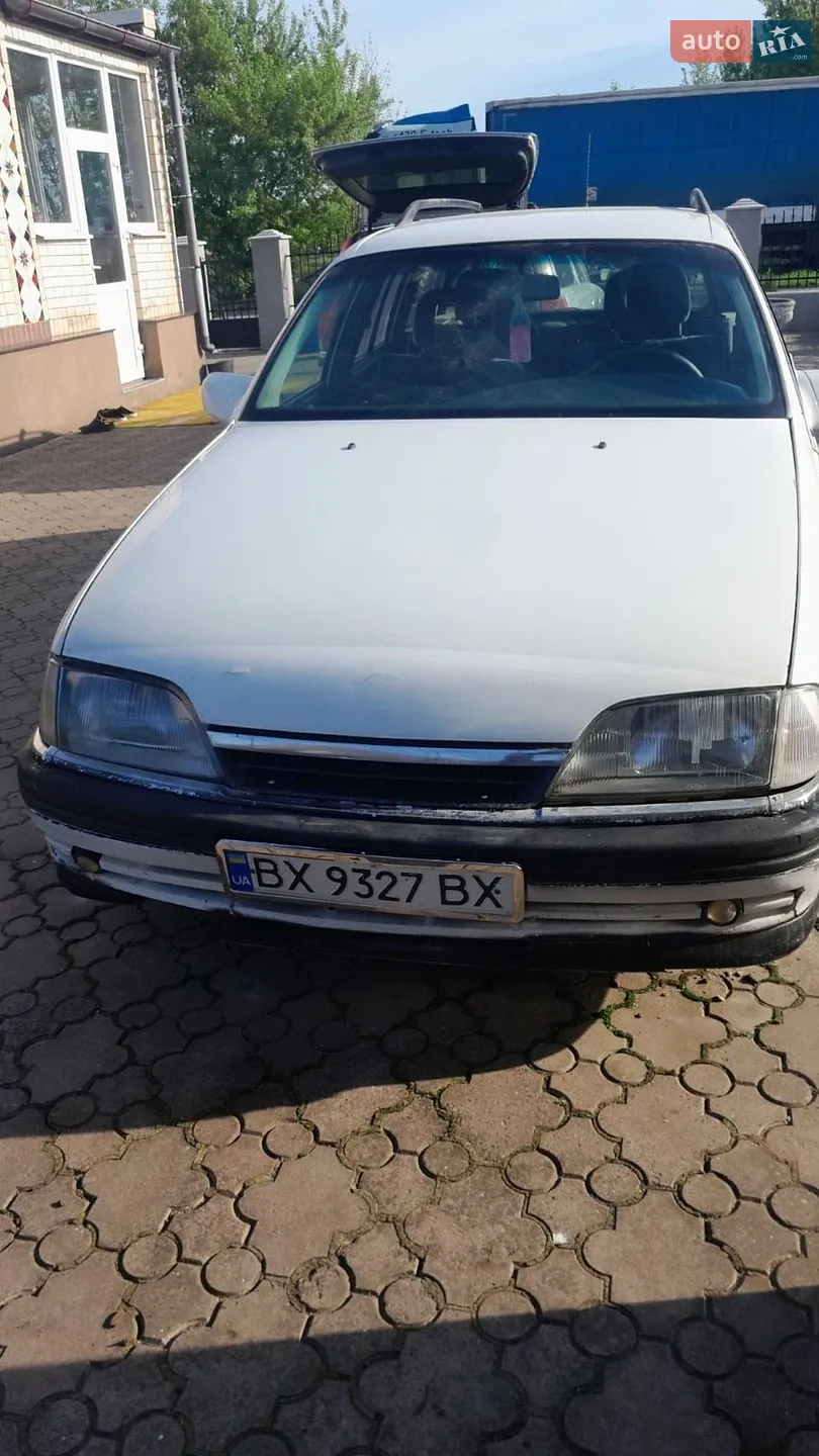 Opel Omega, 1992