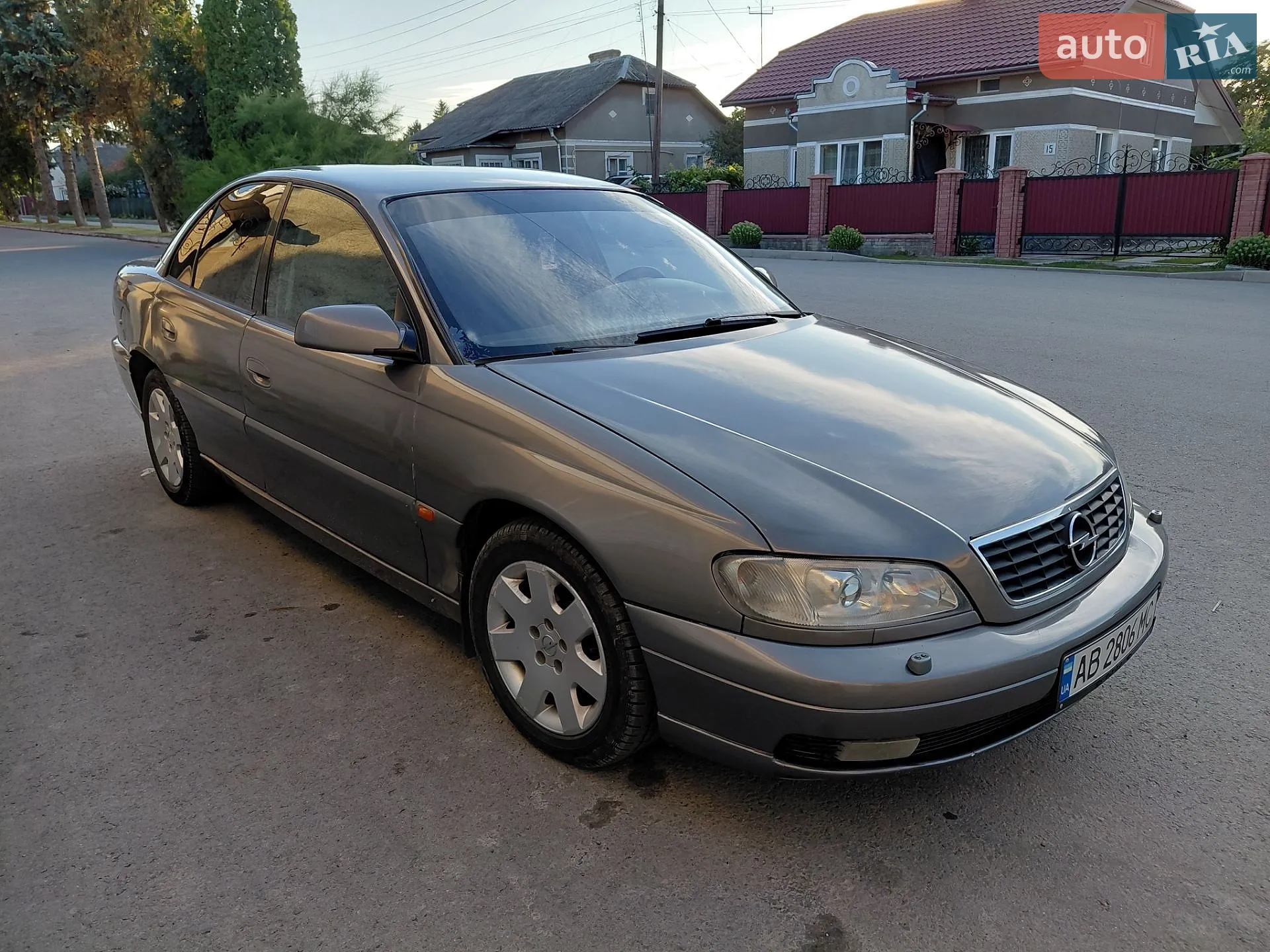 Opel Omega, 2000