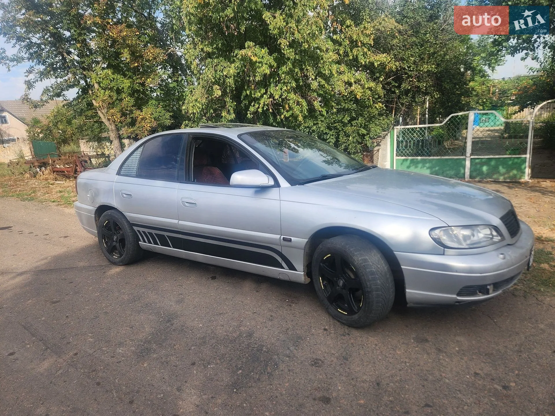 Opel Omega, 2000