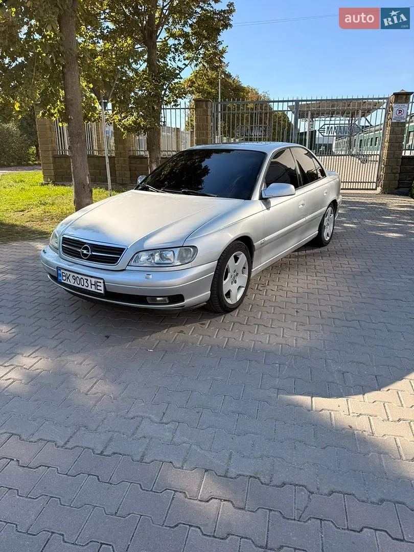 Opel Omega, 2002