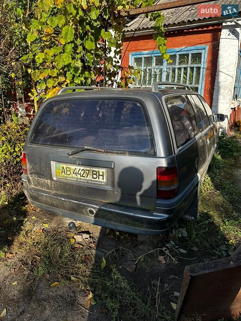 Opel Omega, 1988