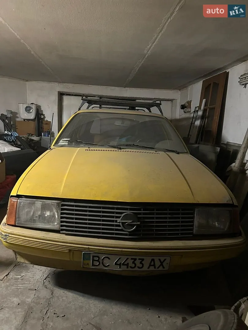 Opel Rekord, 1979