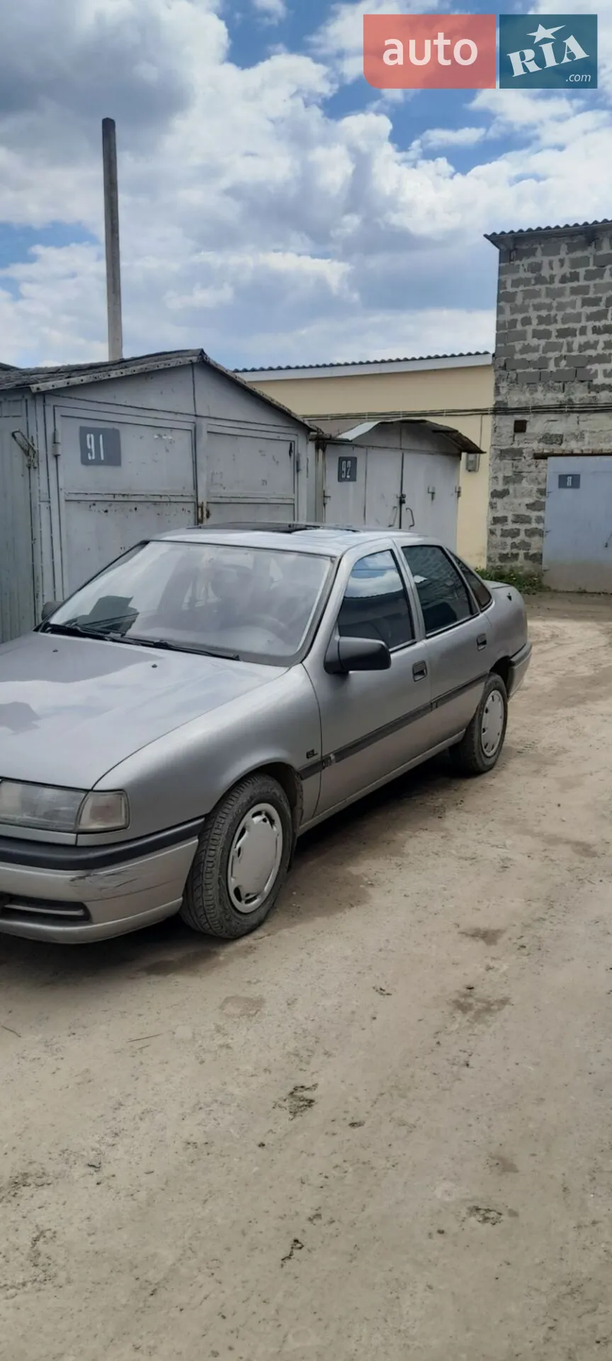 Opel Vectra, 1993