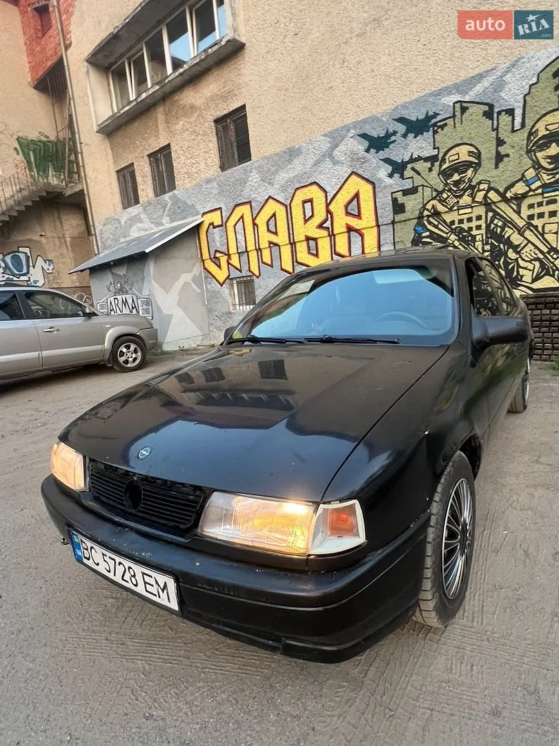 Opel Vectra, 1993