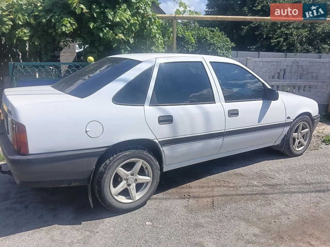 Opel Vectra, 1991