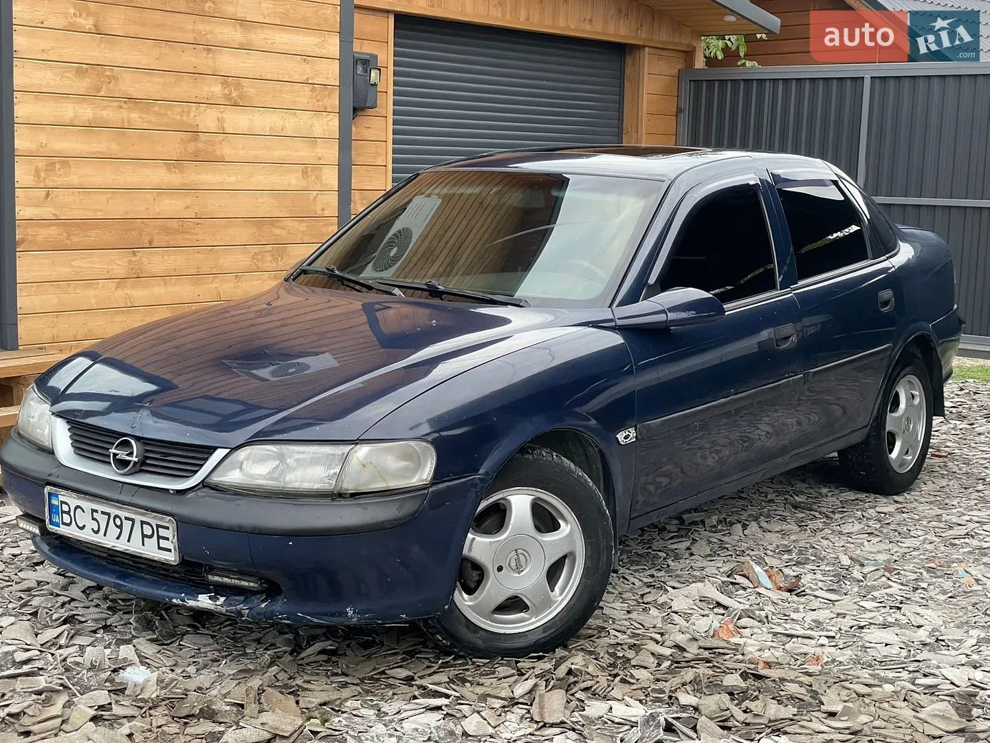 Opel Vectra, 1996
