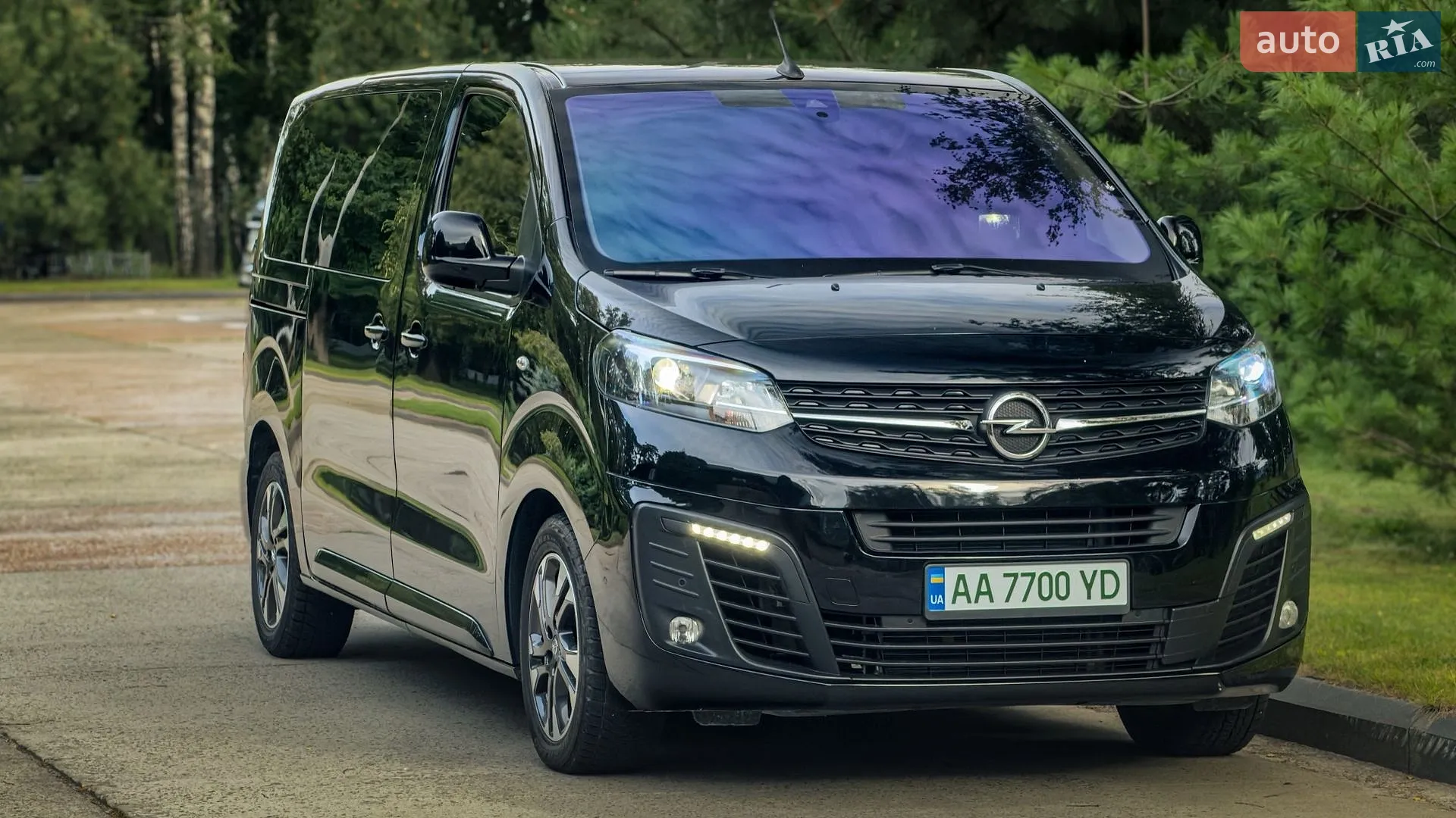Opel Zafira Electric, 2021