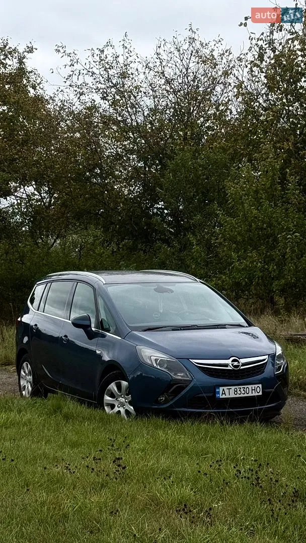 Opel Zafira Tourer, 2015