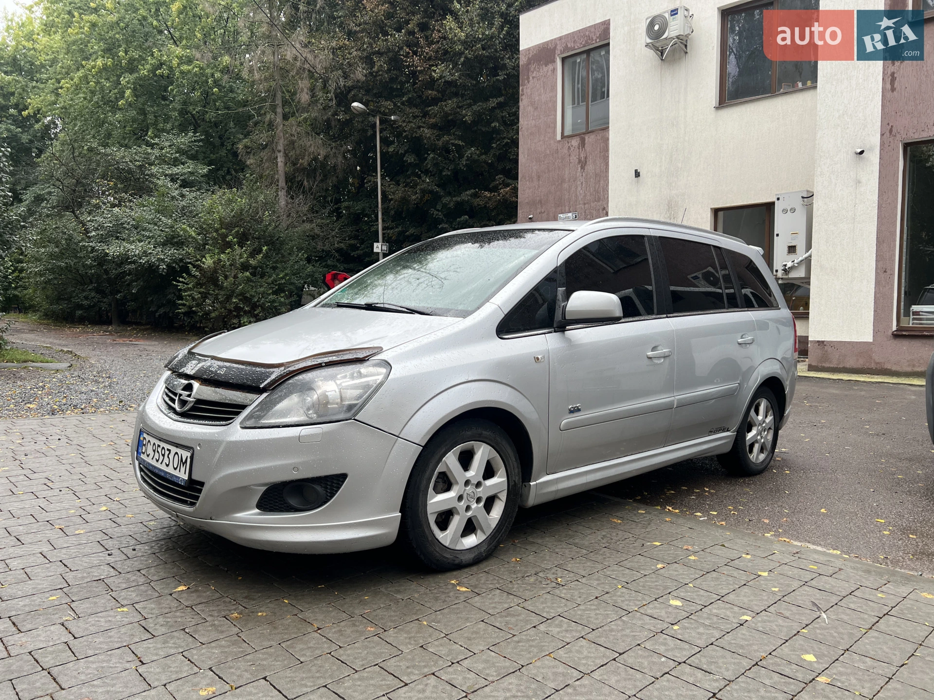 Opel Zafira, 2011